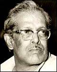 Hrishikesh Mukherjee