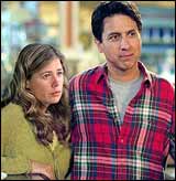 Maura Tierney and Ray Romano in Welcome To Mooseport