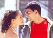 Lara Dutta and Akshay Kumar in Aan