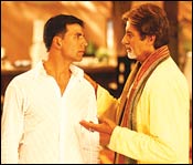 Akshay Kumar and Amitabh Bachchan in Waqt
