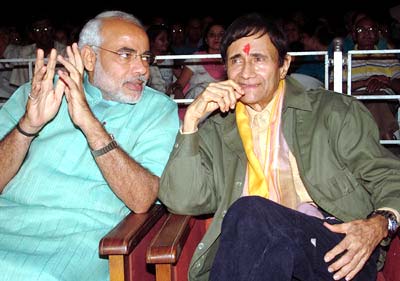 Narendra Modi with Dev Anand