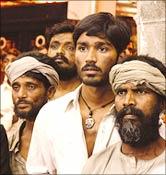 Dhanush (centre)