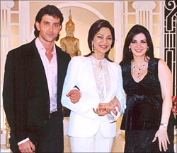 Hrithik Roshan, Simi Garewal and Suzanne