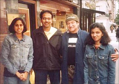 Salil Kodkani's family with Robin Williams