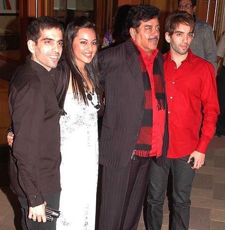 Shatrughan Sinha and his children