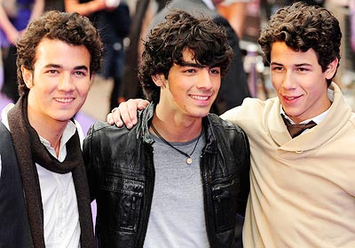 (From left) Kevin Jonas, Joe Jonas and Nick Jonas arrive for the UK Premiere of their movie