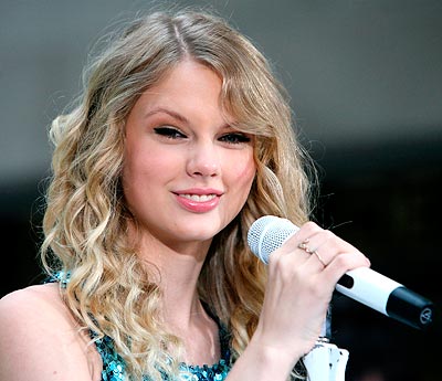 Taylor Swift performs on NBC's <I>Today</I> show in New York