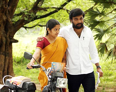 A scene from Nadodigal