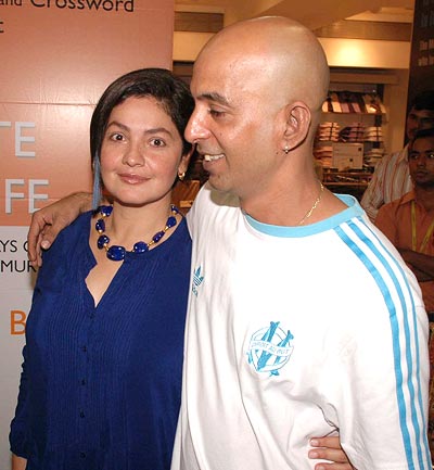 Pooja and her husband Munish Makhija
