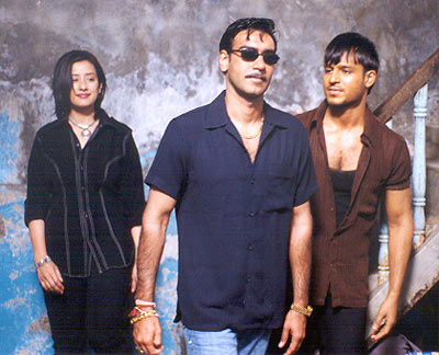 Manisha Koirala, Ajay Devgan and Vivek Oberoi in Company