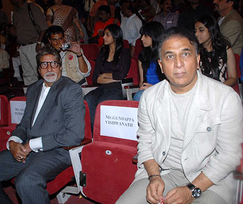 Amitabh Bachchan and Sunil Gavaskar