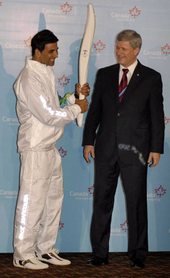 Akshay Kumar and Canadian Prime Minister Stephen Harper