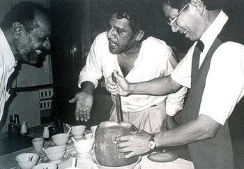 Shyam Benegal (left) cracks up as Om Puri (middle) comments on the pumpkin soup they have ordered