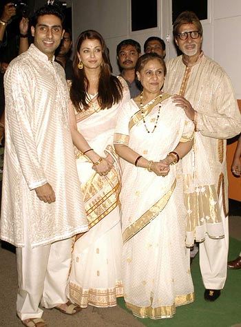 Abhishek, Aishwarya Rai, Jaya and Amitabh Bachchan