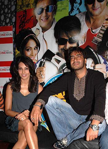 Bipasha Basu and Ajay Devgn