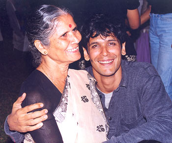 Milind Soman and his mom