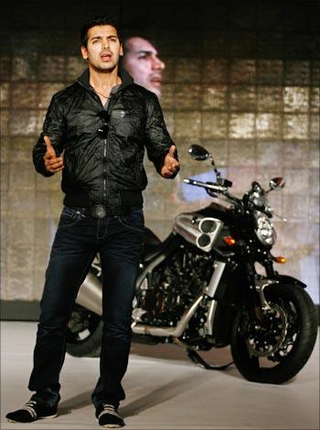 John abraham on sale hayabusa bike