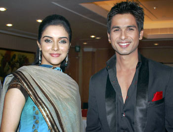 Asin and Shahid Kapoor