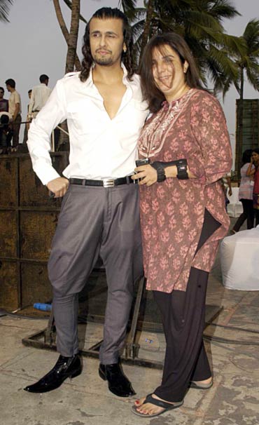 Sonu Nigam and Farah Khan