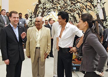 Dmitry Medvedev, Yash Chopra, Shah Rukh Khan and Kareena Kapoor