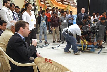 Dimitri Medvedev watches the Ra.One shoot