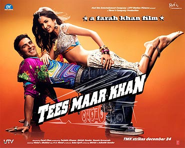 The Tees Maar Khan poster