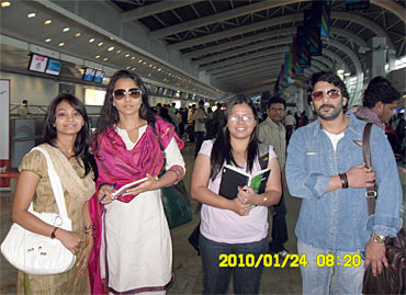 Spotted Vidya Arshad at Mumbai airport Rediff