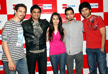 Siddharth Kher, R Madhavan, Shraddha Kapoor, Dhruv and Vaibhav Talwar.