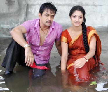 Haripriya and Arjun in Vallakottai