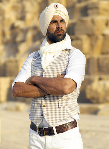 A scene from Singh is King