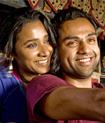 Tannishtha Chatterjee and Abhay Deol in Road