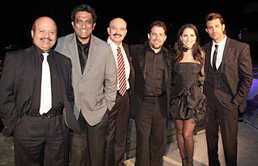 Rajesh Roshan, Anurag Basu, Rakesh Roshan, Brett Ratner, Barbara Mori and Hrithik Roshan