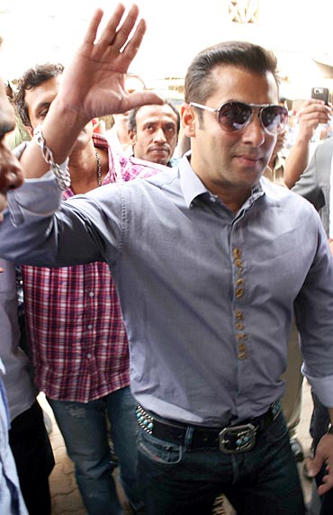 Log in with Salman Khan's help - Rediff.com Movies