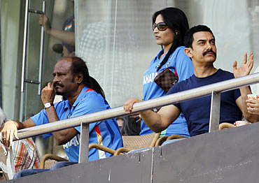 Rajnikanth his daughter Soundarya and Aamir Khan