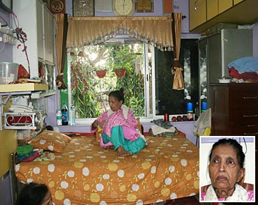 Mubarak Begum in her house in Jogeshwari