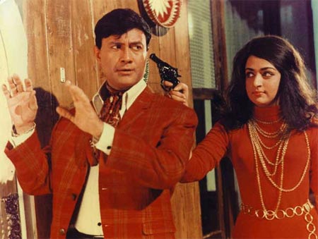 Hema Malini and Dev Anand in Johnny Mera Naam