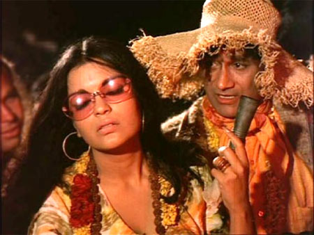 Dev Anand with Zeenat Aman in Hare Ram Hare Krishna