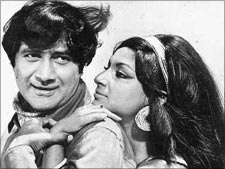 Dev Anand and Sharmila Tagore in Yeh Gulistan Hamara