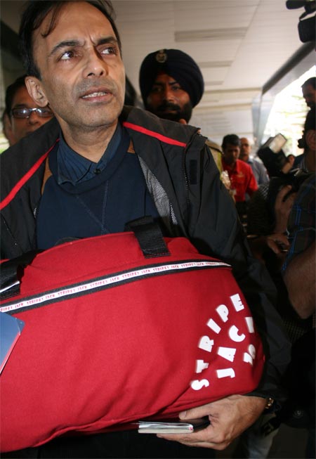 Suneil Anand at Mumbai airport
