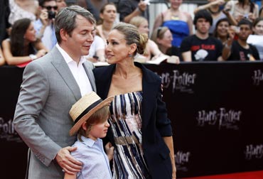 Mathew Broderick and Sarah Jessica Parker with son