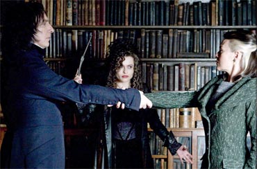 Snape and Narcissa perform the Unbreakable Vow