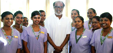 Rajnikanth with the nurses at the hospital