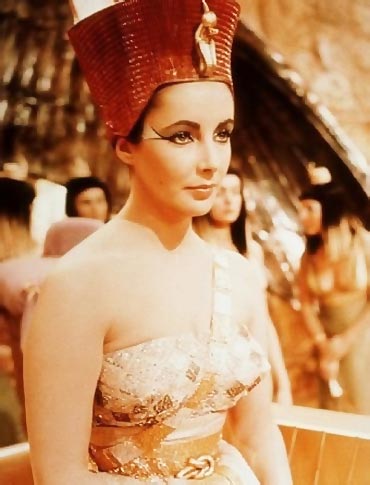 Elizabeth Taylor as Cleopatra in Cleopatra