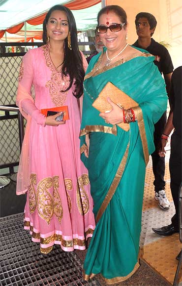 Sonakshi Sinha and Poonam Sinha