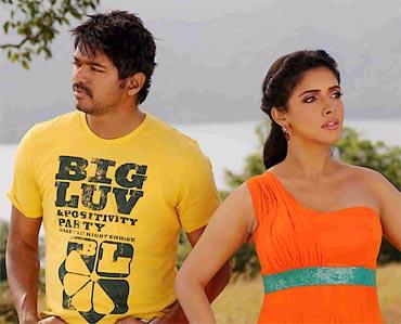 A scene from Kaavalan