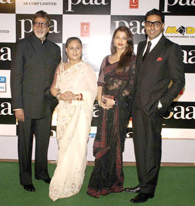 Amitabh, Jaya, Aishwariya Rai and Abhishek Bachchan