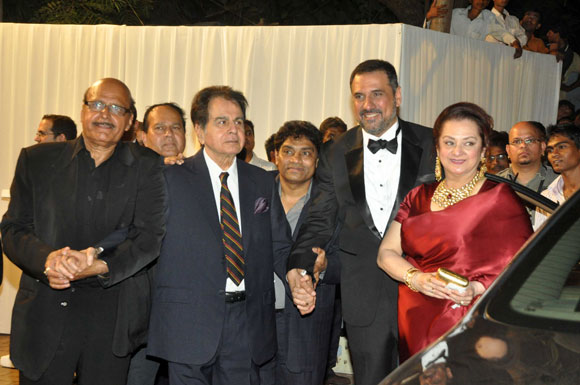Avtar Gill, Dilip Kumar, Johnny Lever, Boman Irani and Saira Banu