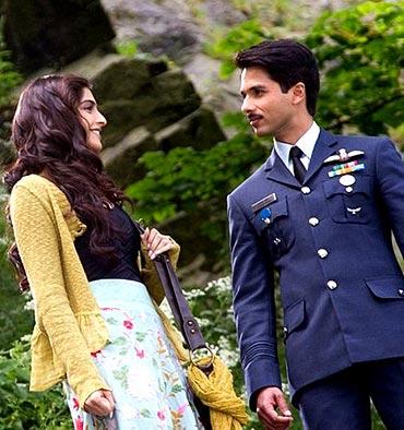 A still from Mausam