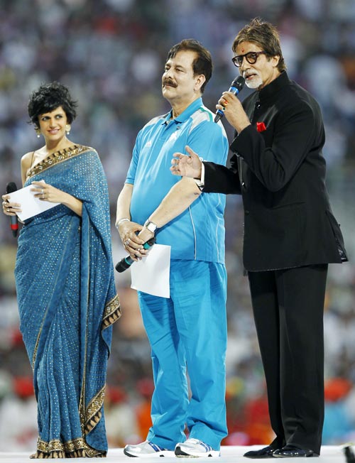 Mandira Bedi, Subrata Roy and Amitabh Bachchan