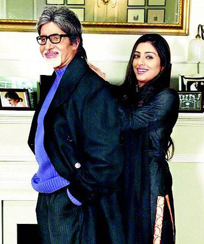 Amitabh Bachchan and Tabu in Cheeni Kum